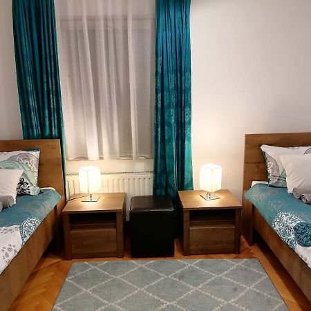 Apartament 6 Targu Mures Luaran gambar